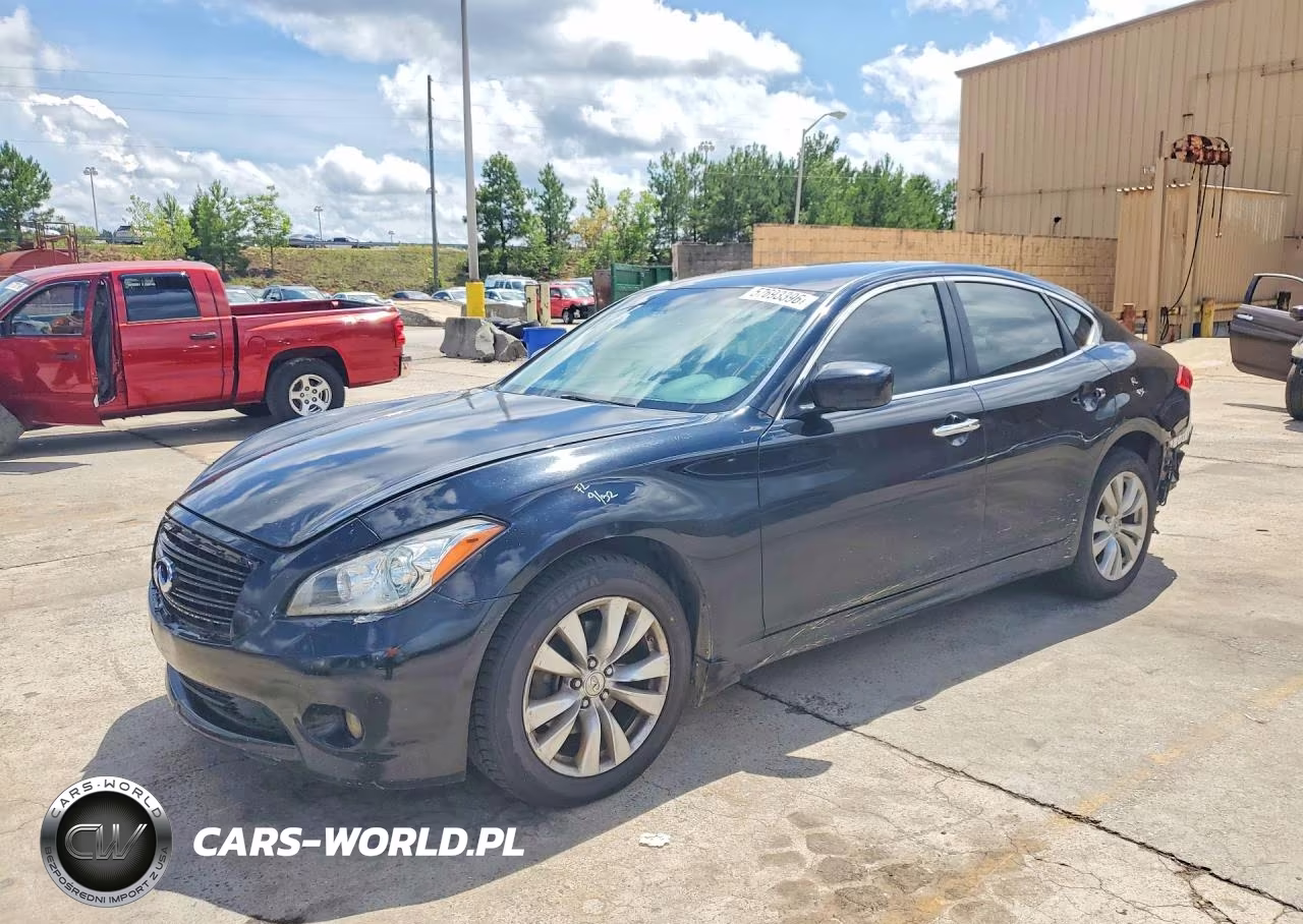 2011 Infiniti M37 X