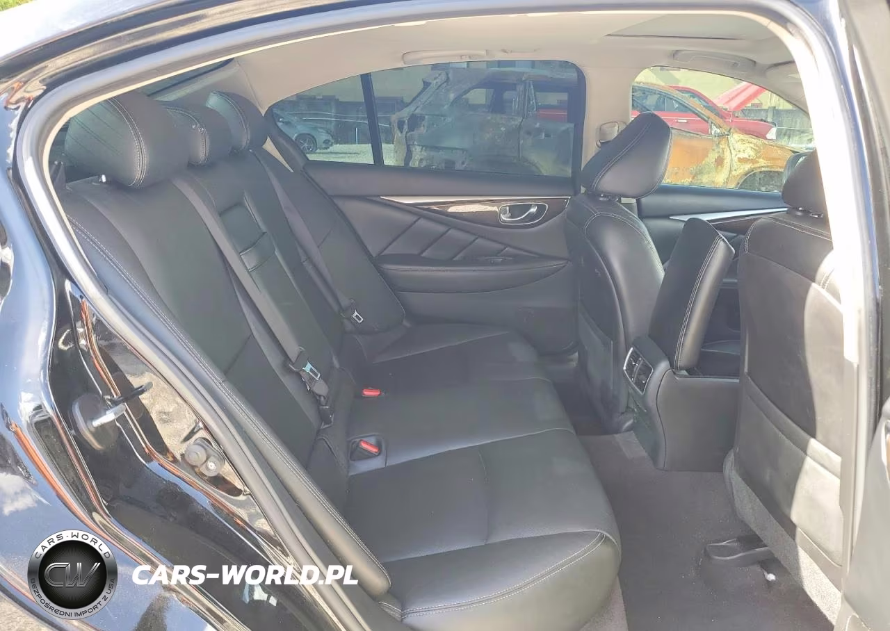 2018 Infiniti Q50 Luxe VIN:JN1EV7APXJM366413 - 10