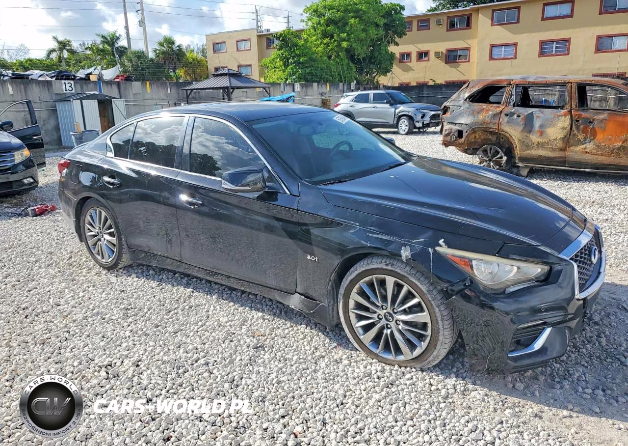 2018 Infiniti Q50 Luxe VIN:JN1EV7APXJM366413 - 4