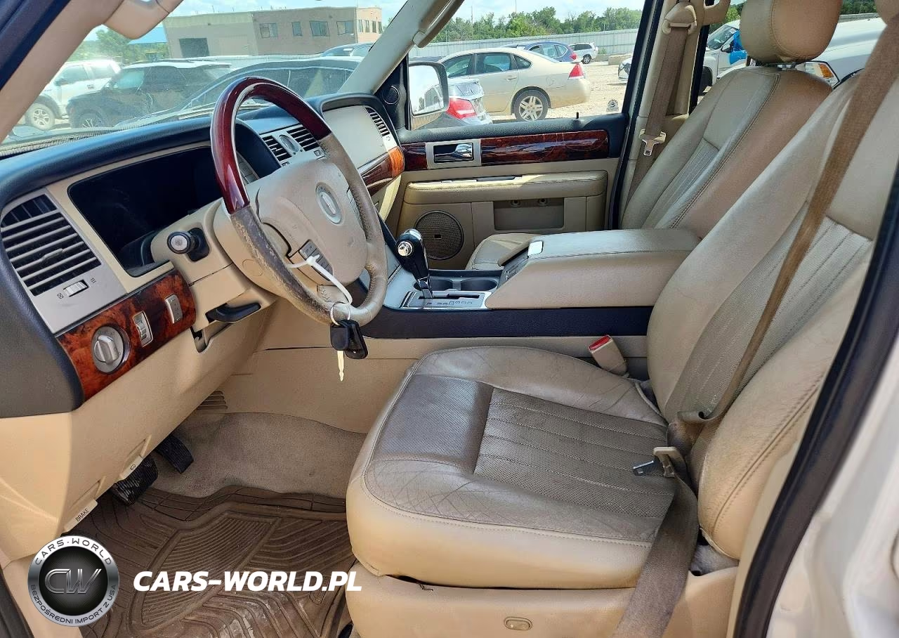2005 Lincoln Navigator VIN:5LMFU28535LJ08637 - 7