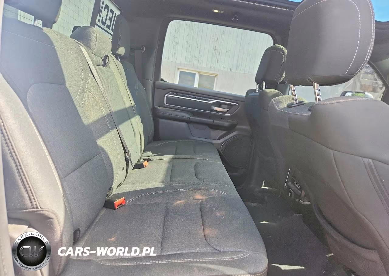 2020 Ram 1500 Big Horn VIN:1C6SRFFT6LN305584 - 10