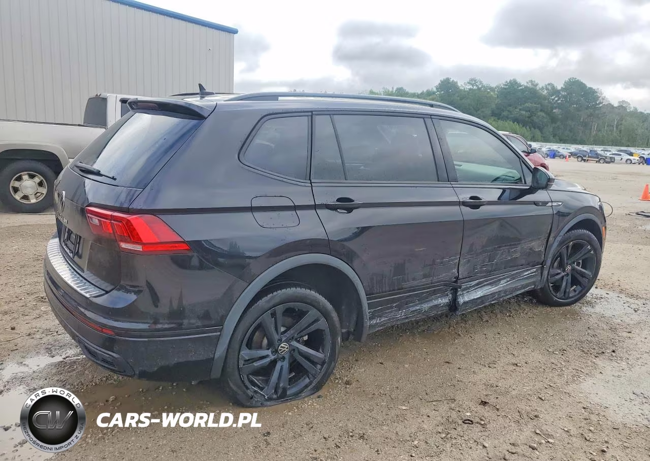 2023 Volkswagen Tiguan Se R-Line Black VIN:3VVCB7AX9PM001054 - 3