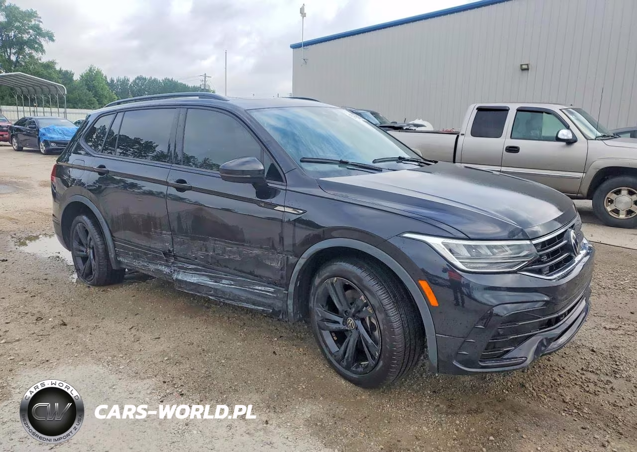 2023 Volkswagen Tiguan Se R-Line Black VIN:3VVCB7AX9PM001054 - 4