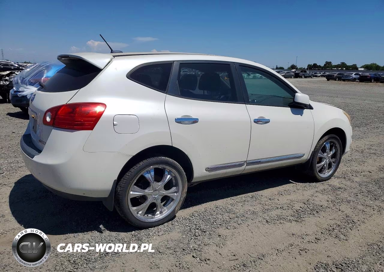 2013 Nissan Rogue S VIN:JN8AS5MT0DW004878 - 3