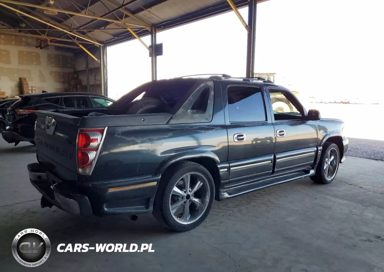 2005 Chevrolet Avalanche C1500 VIN:3GNEC12Z75G169022 - 3