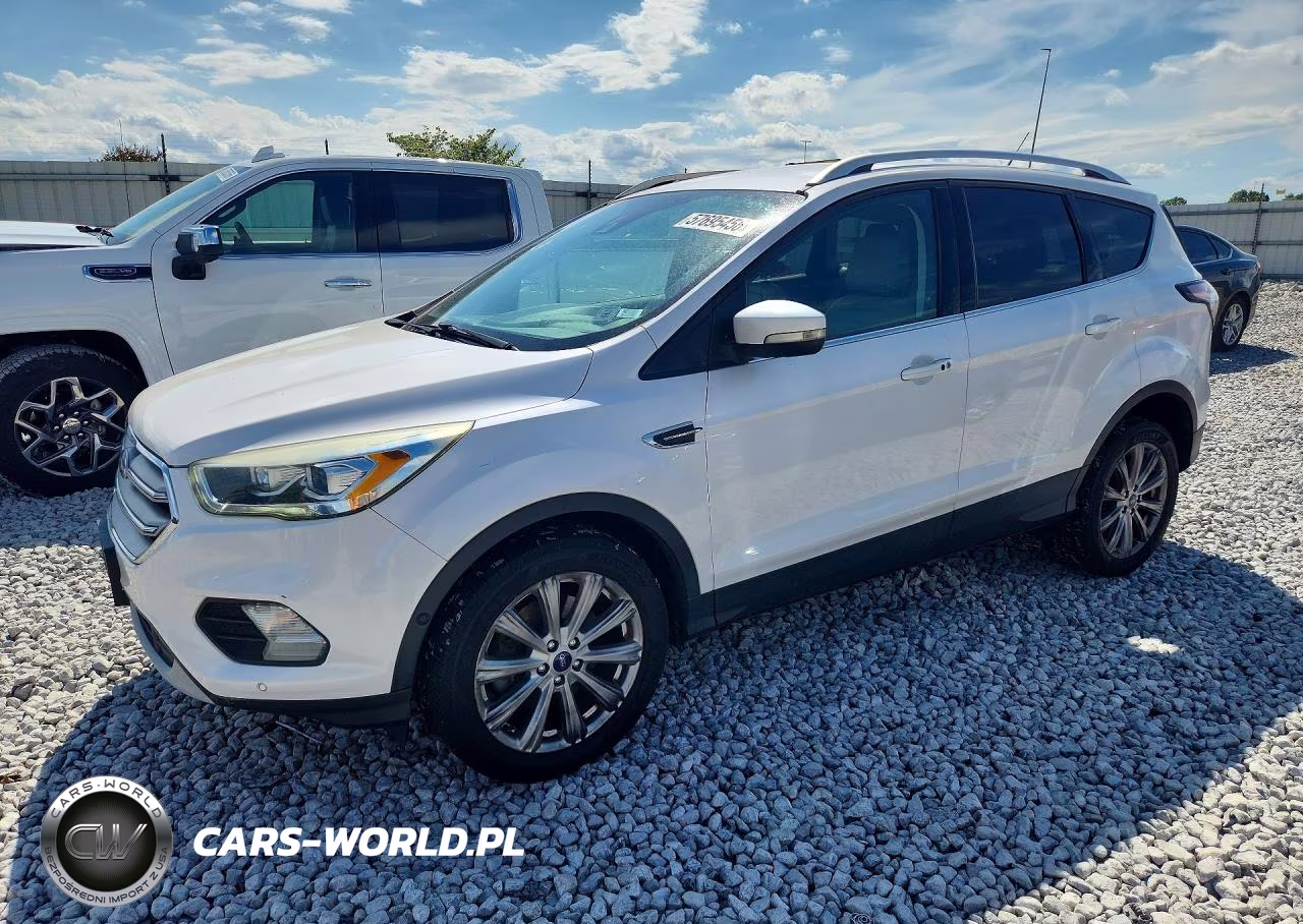 2017 Ford Escape Titanium – zdjęcie 1 z 12