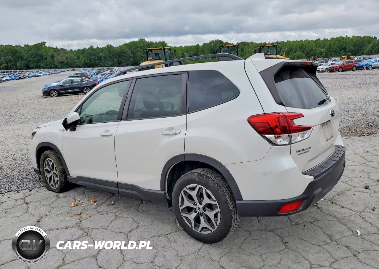 2021 Subaru Forester Premium VIN:JF2SKAFC8MH545074 - 2