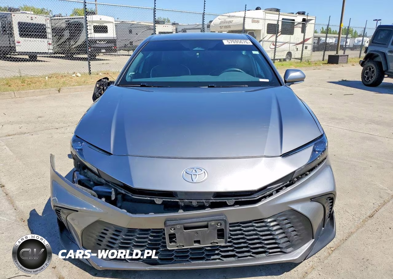 2025 Toyota Camry Se VIN:4T1DAACK0SU603085 - 5