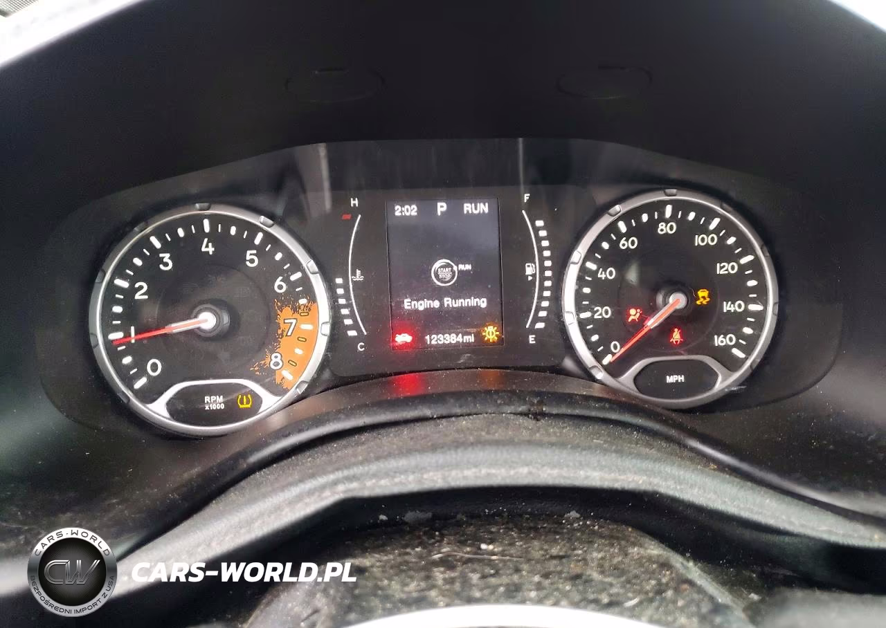2016 Jeep Renegade Latitude VIN:ZACCJBBT4GPE11693 - 9