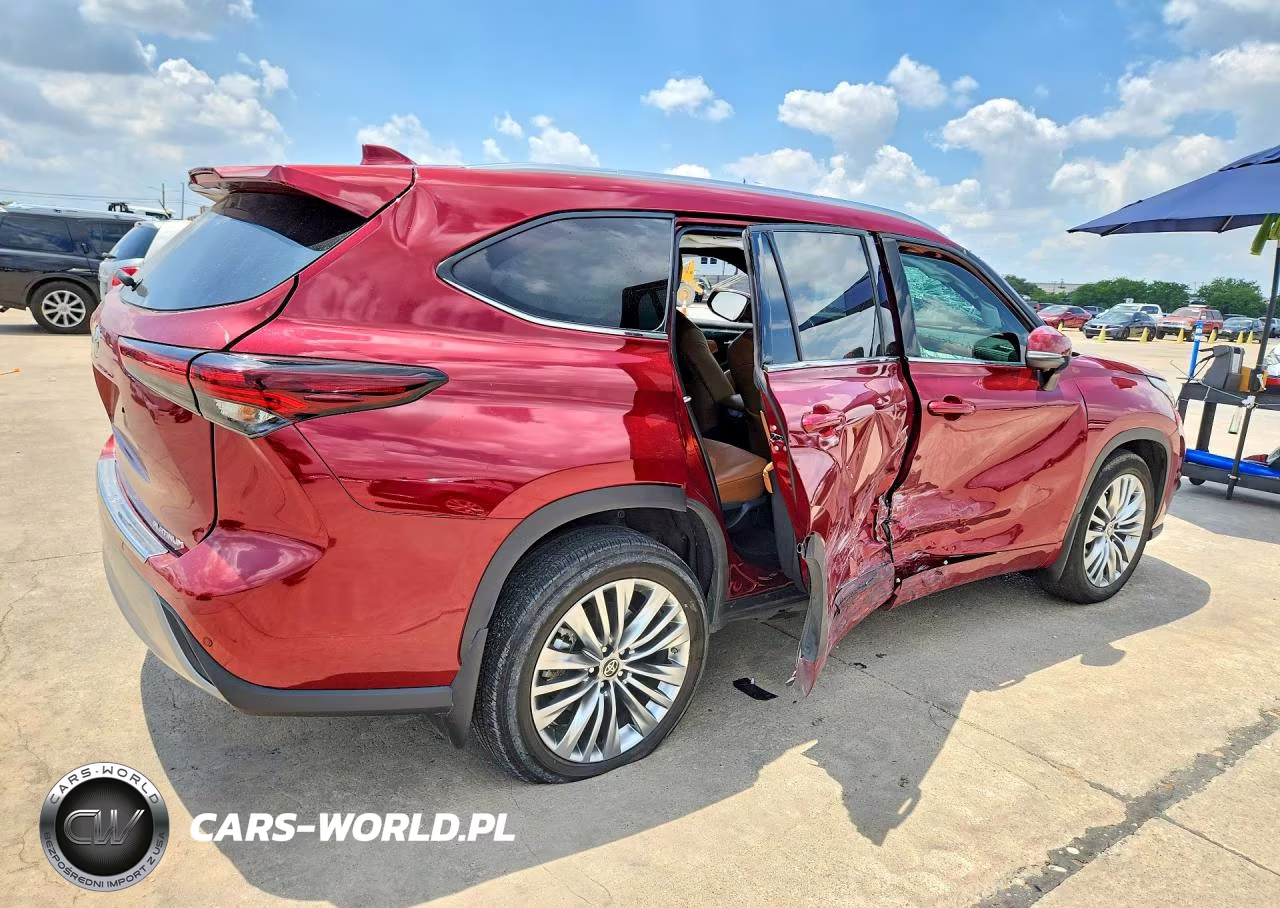 2024 Toyota Highlander Platinum VIN:5TDKDRAHXRS537491 - 3