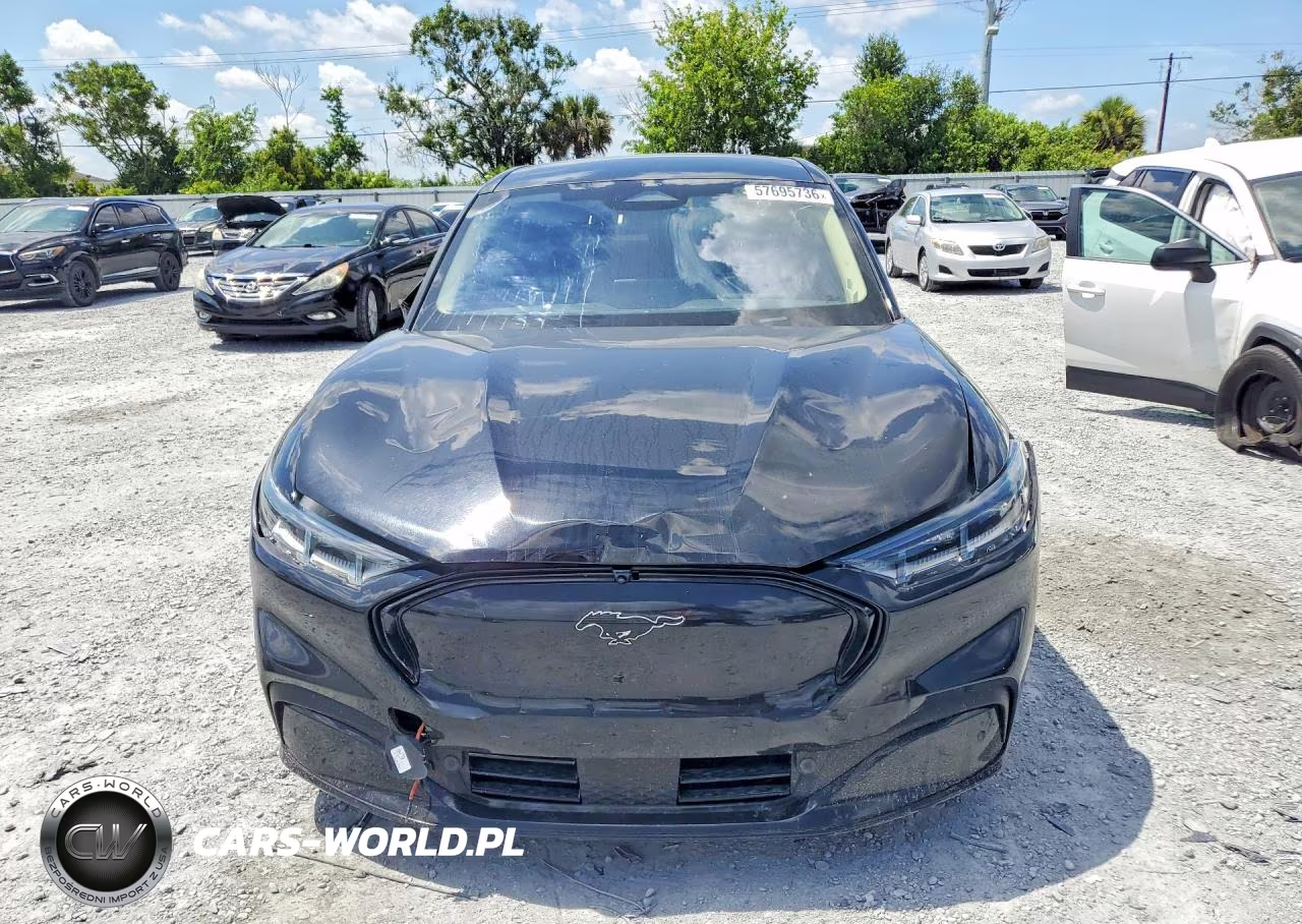 2023 Ford Mustang Mach-E Premium VIN:3FMTK3SU3PMA85301 - 5