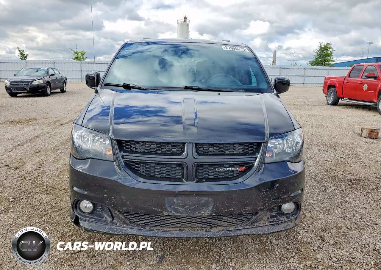 2017 Dodge Grand Caravan Gt VIN:2C4RDGEGXHR838340 - 5