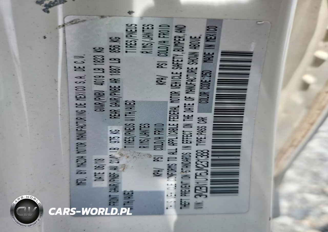 2018 Mazda 3 Sport VIN:3MZBN1U76JM231388 - 12