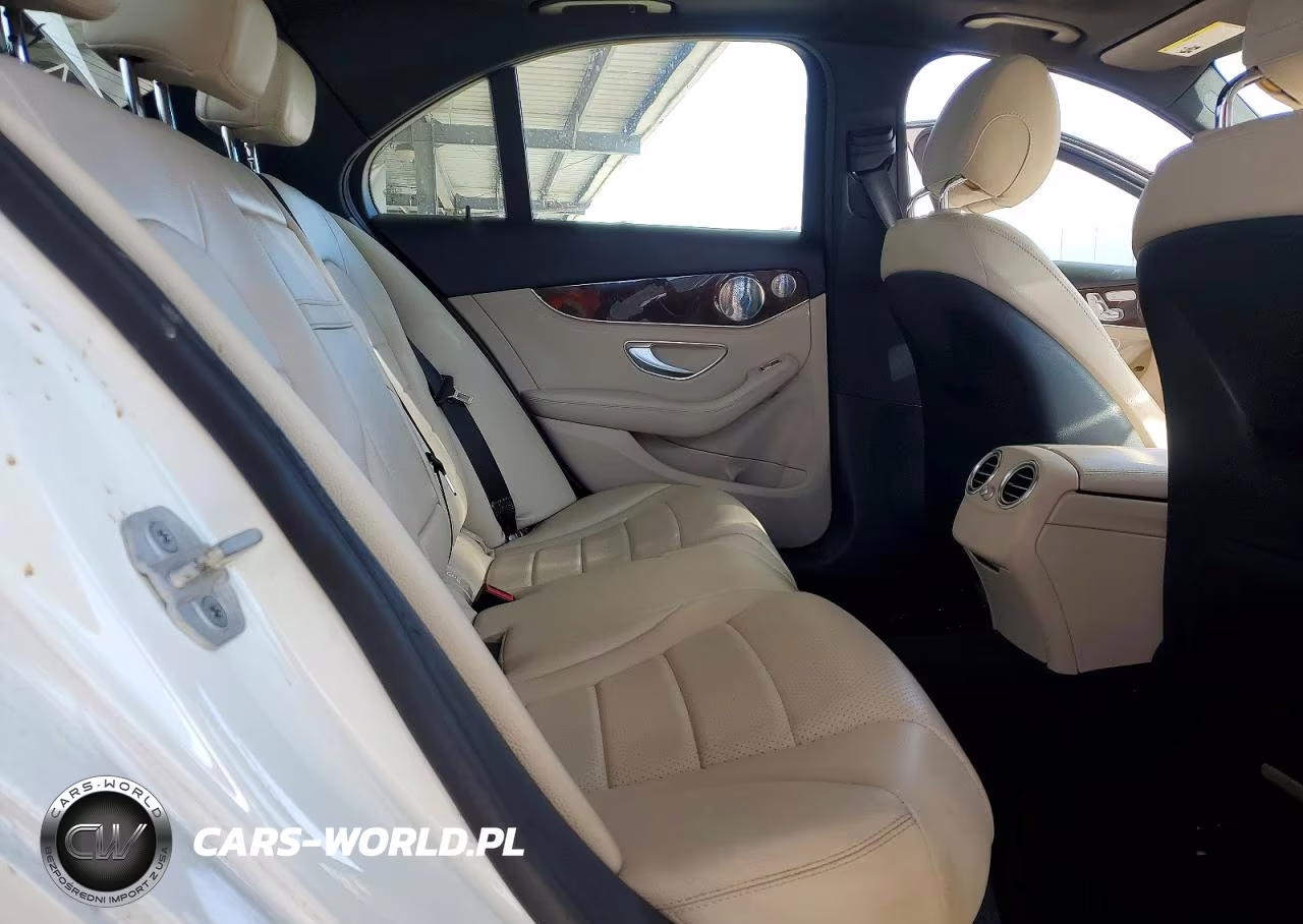 2016 Mercedes-Benz C 300 4Matic VIN:55SWF4KB0GU113570 - 10