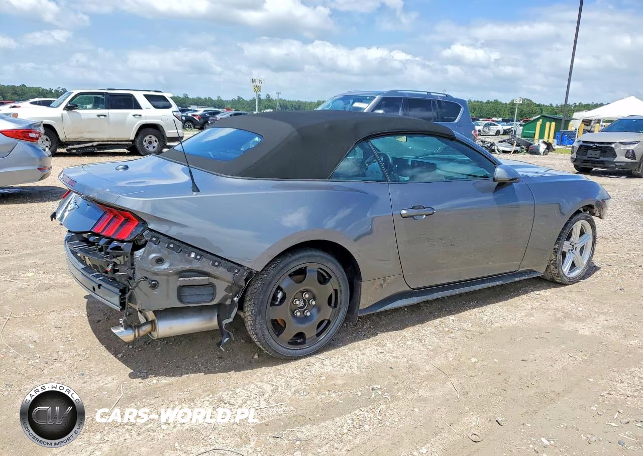 2026 Ford Mustang VIN:1FAGP8UHXT5118482 - 3