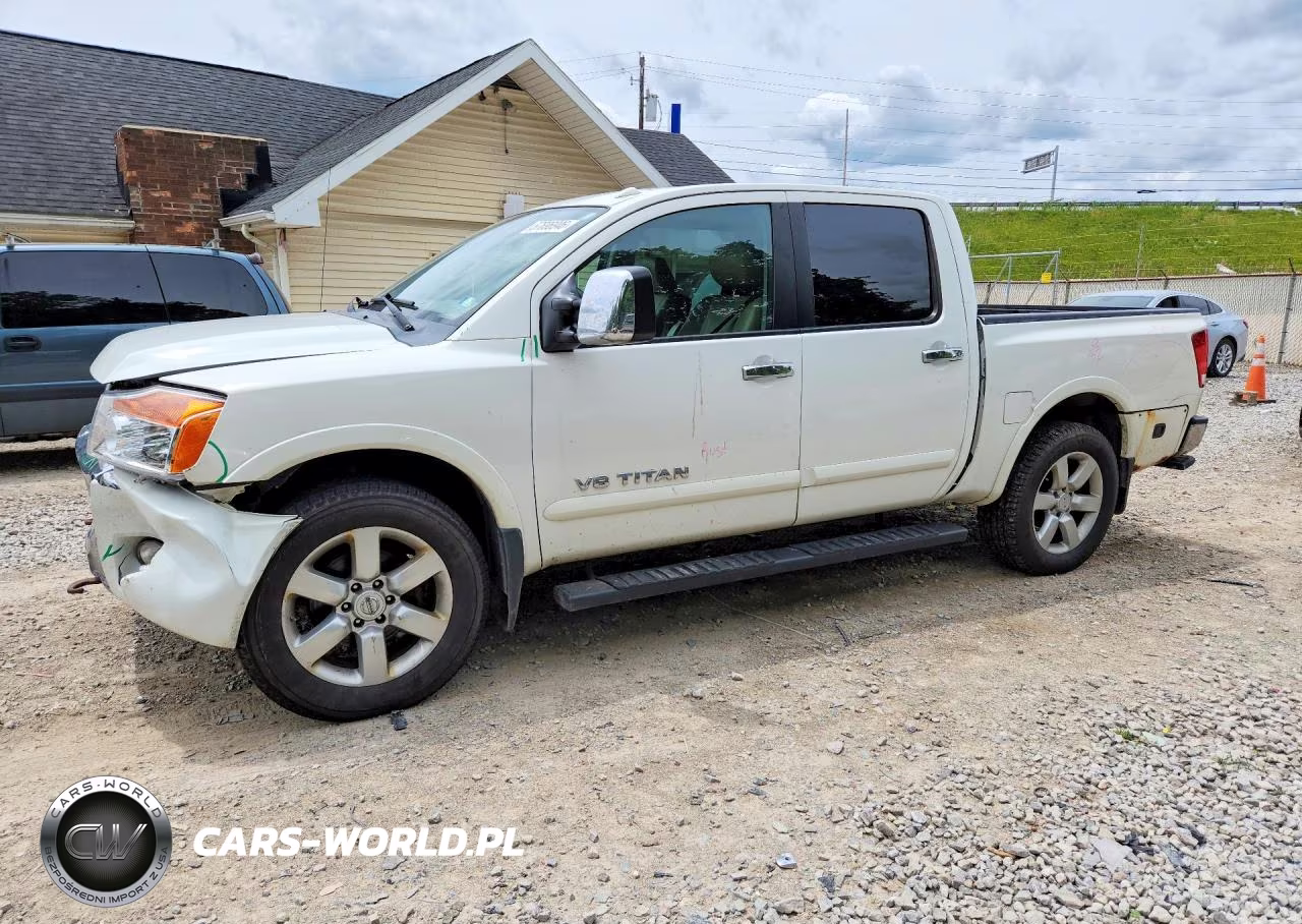 2012 Nissan Titan Sv