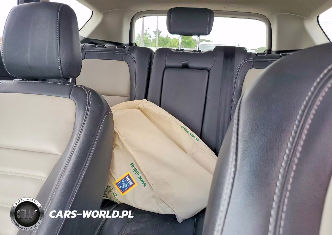 2019 Ford Escape Sel VIN:1FMCU9HD3KUC47789 - 10