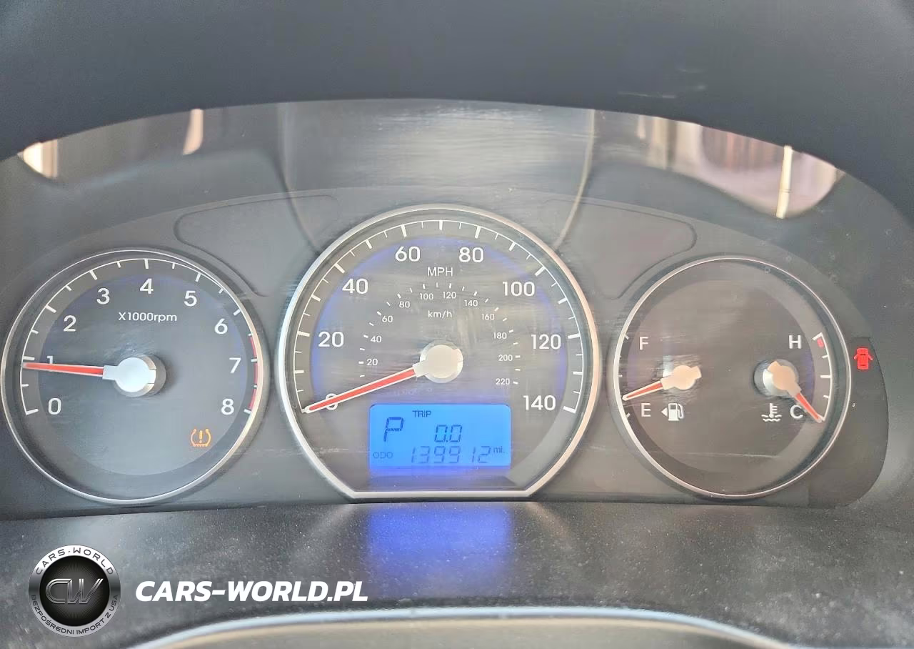 2012 Hyundai Santa Fe Gls VIN:5XYZGDAB2CG124960 - 9