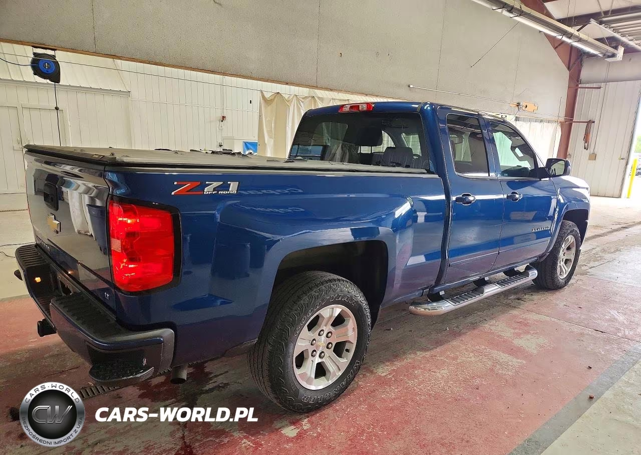2018 Chevrolet Silverado K1500 Lt VIN:1GCVKREC5JZ202921 - 3