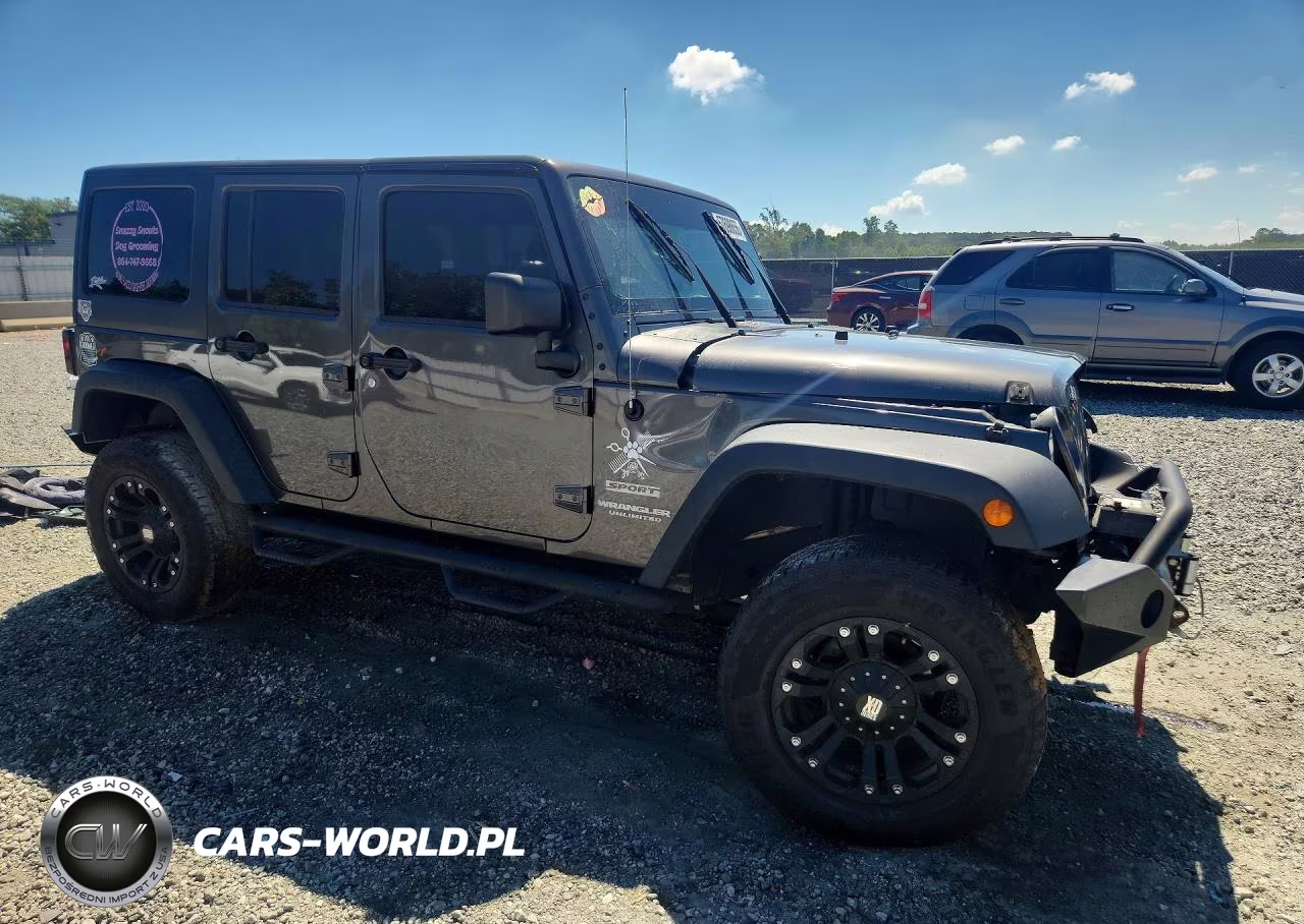 2017 Jeep Wrangler Unlimited Sport VIN:1C4BJWDG4HL550683 - 4