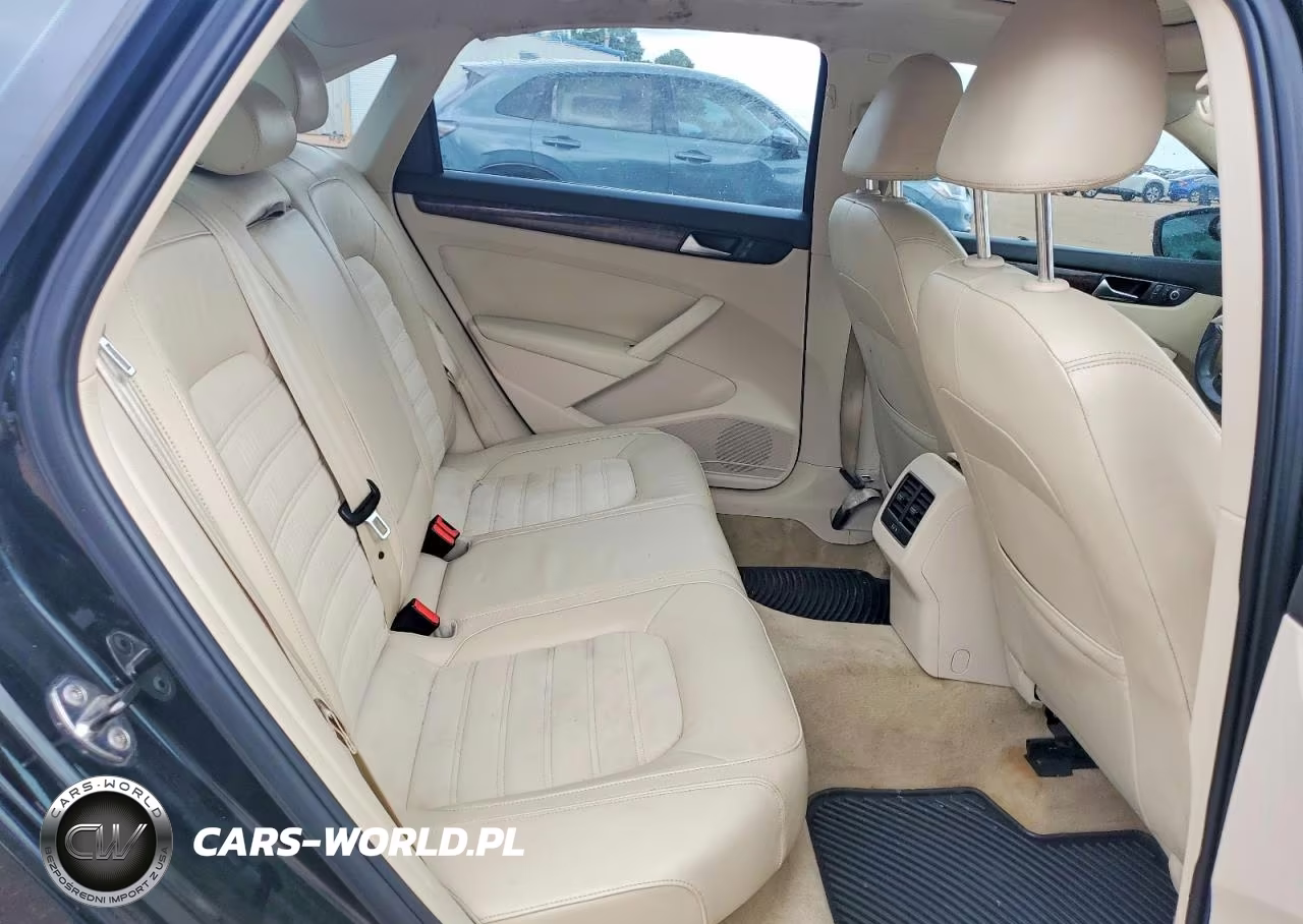 2013 Volkswagen Passat Sel VIN:1VWCN7A32DC022616 - 10