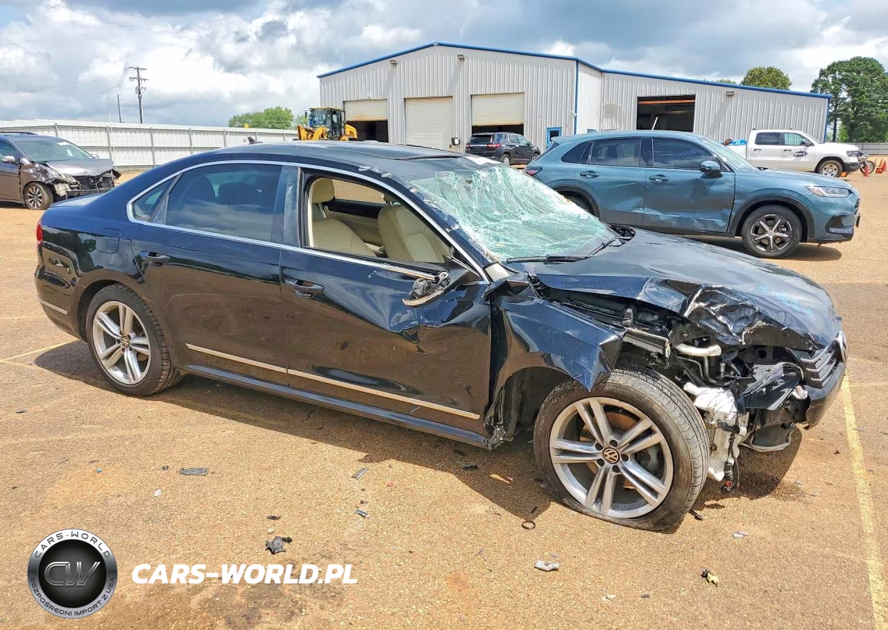 2013 Volkswagen Passat Sel VIN:1VWCN7A32DC022616 - 4