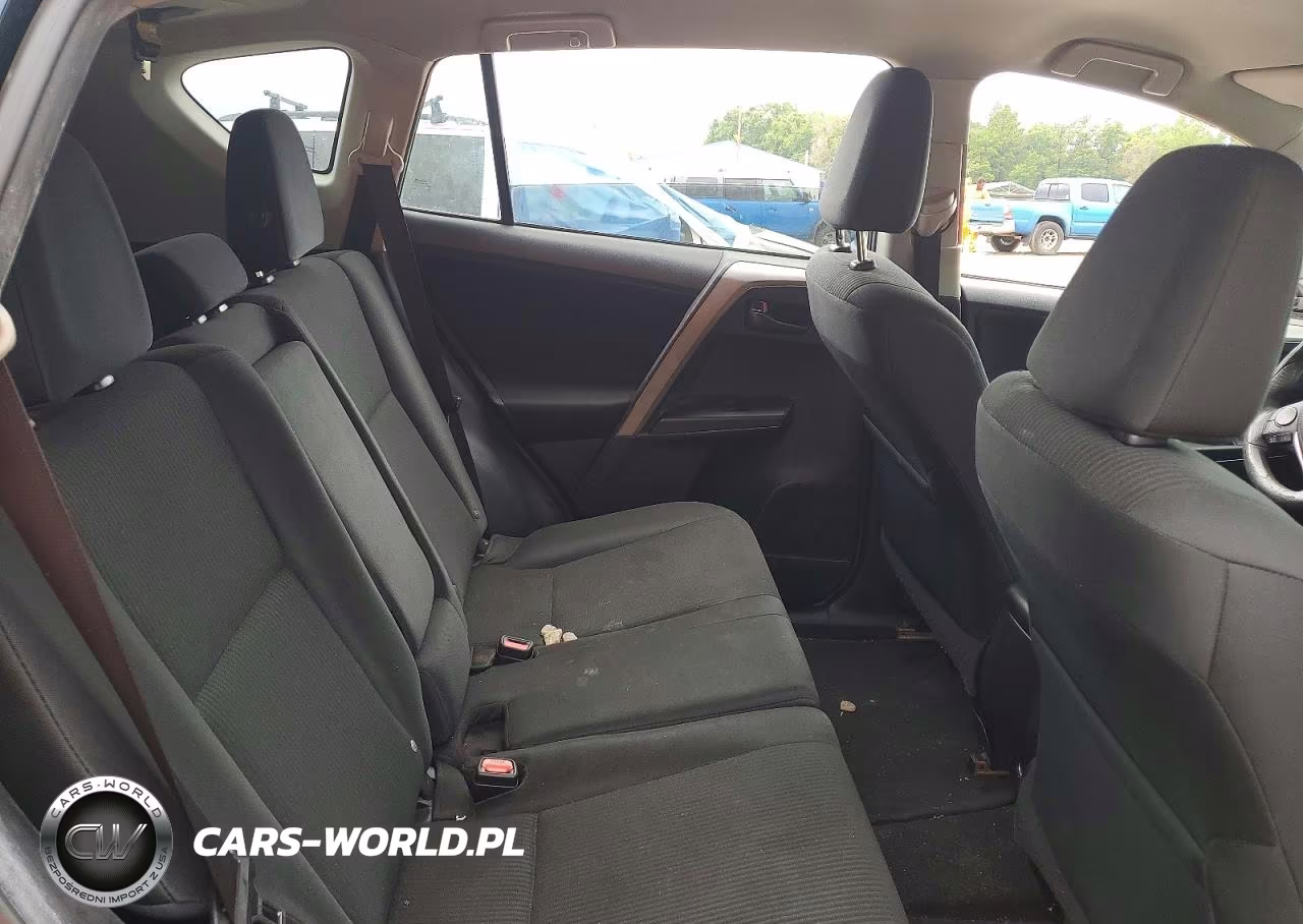 2018 Toyota Rav4 Le VIN:2T3ZFREV9JW469759 - 11