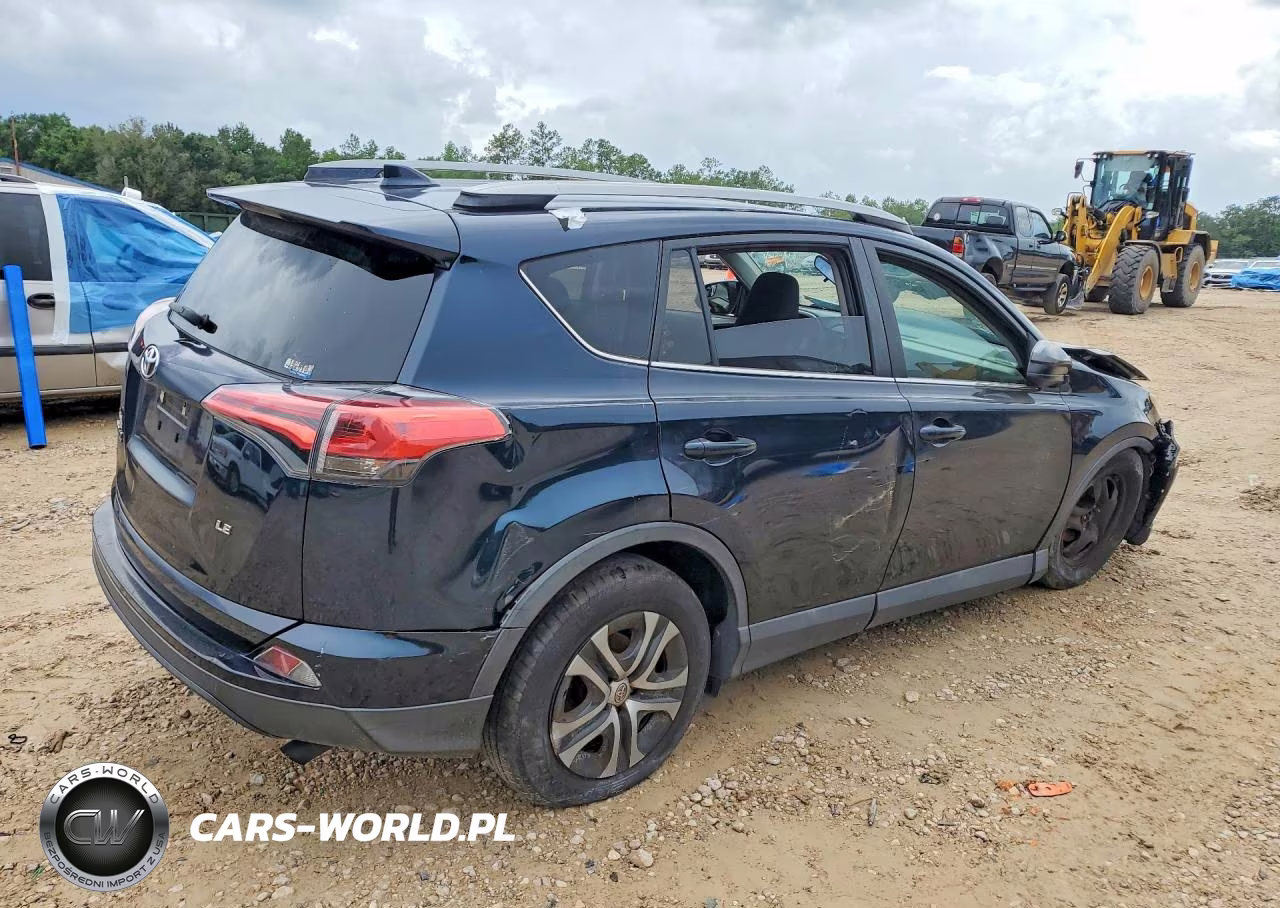 2018 Toyota Rav4 Le VIN:2T3ZFREV9JW469759 - 3