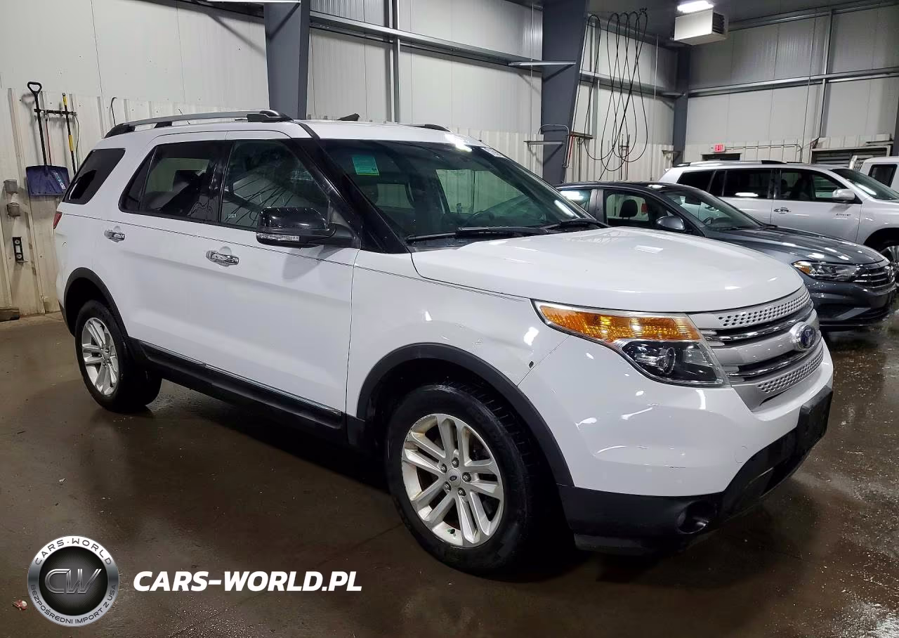 2015 Ford Explorer Xlt VIN:1FM5K8D83FGA22052 - 4