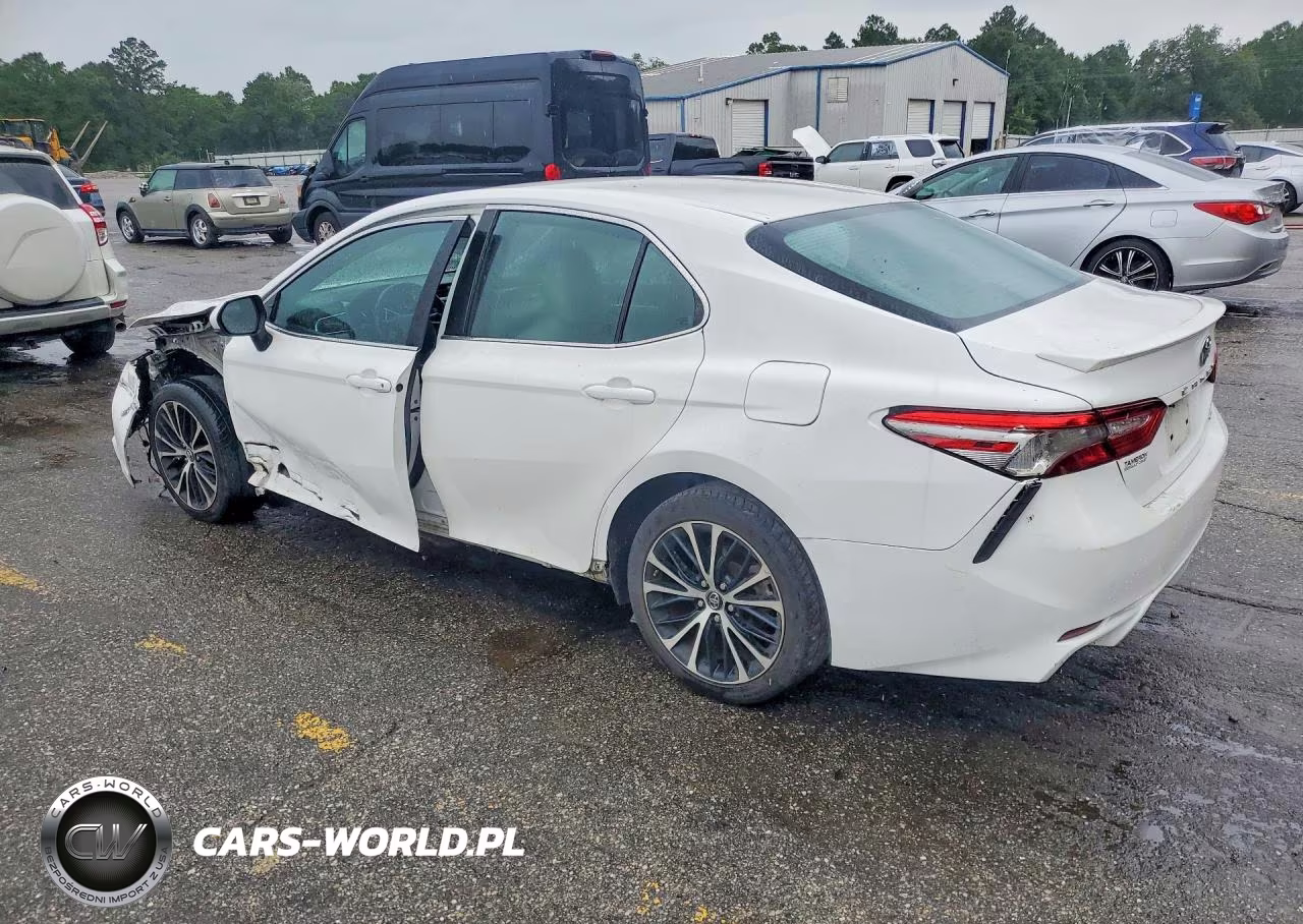 2018 Toyota Camry Se VIN:4T1B11HK7JU040874 - 2