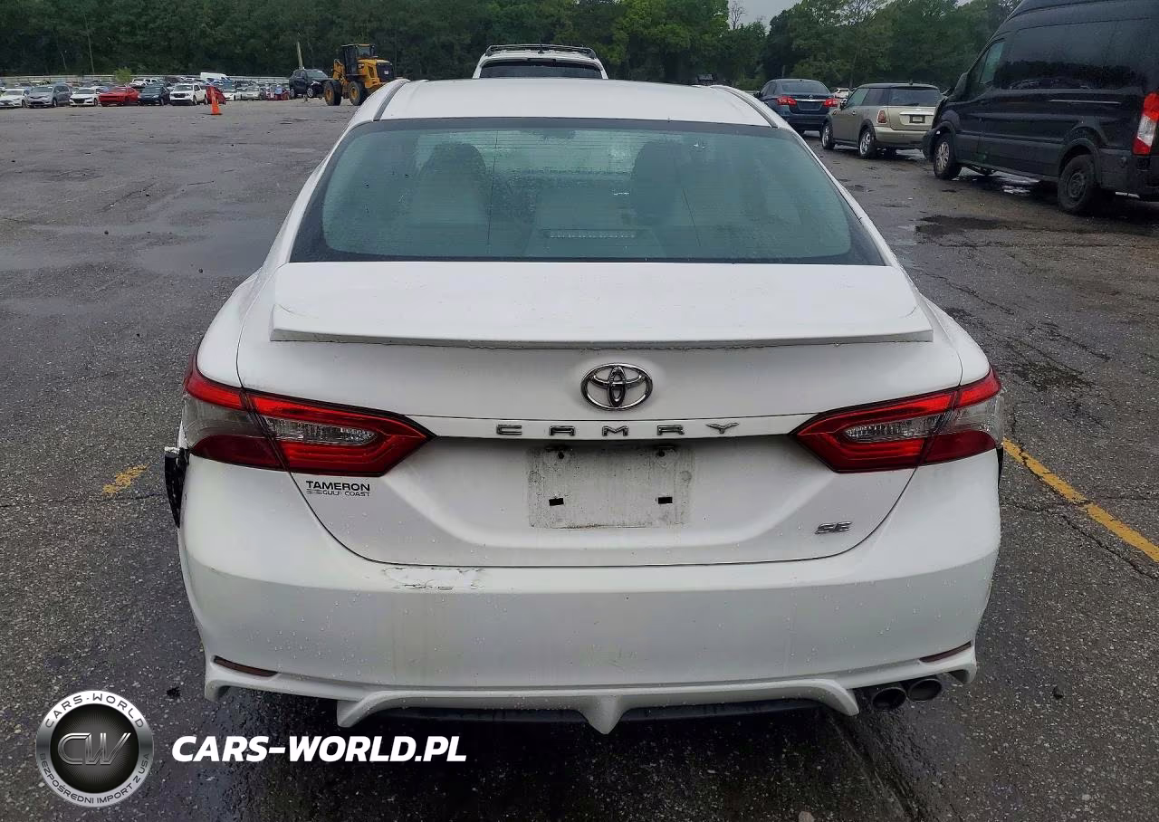 2018 Toyota Camry Se VIN:4T1B11HK7JU040874 - 6