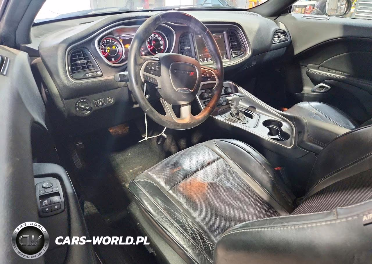 2015 Dodge Challenger Sxt Plus VIN:2C3CDZBGXFH715375 - 8