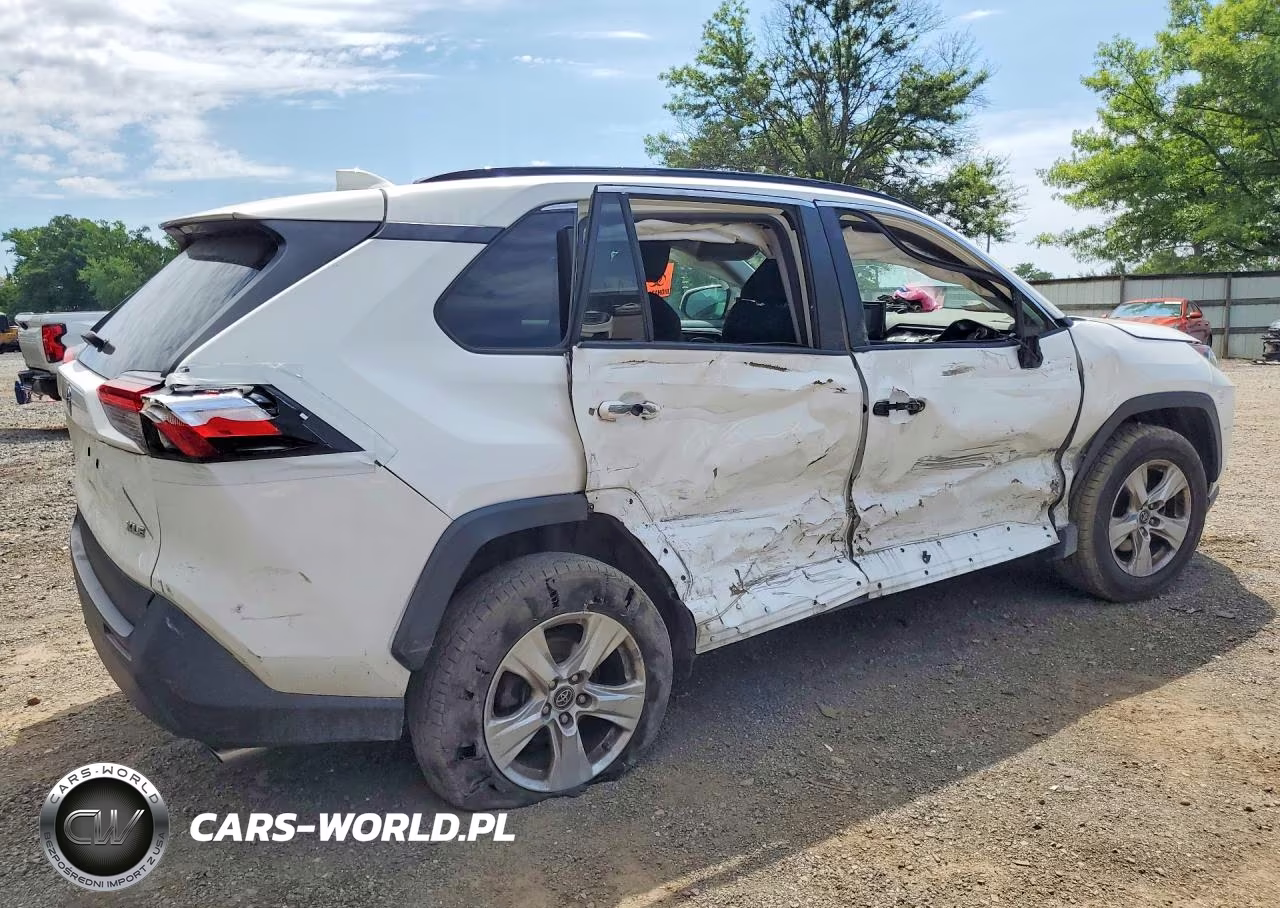 2020 Toyota Rav4 Xle VIN:2T3W1RFV9LC060620 - 3