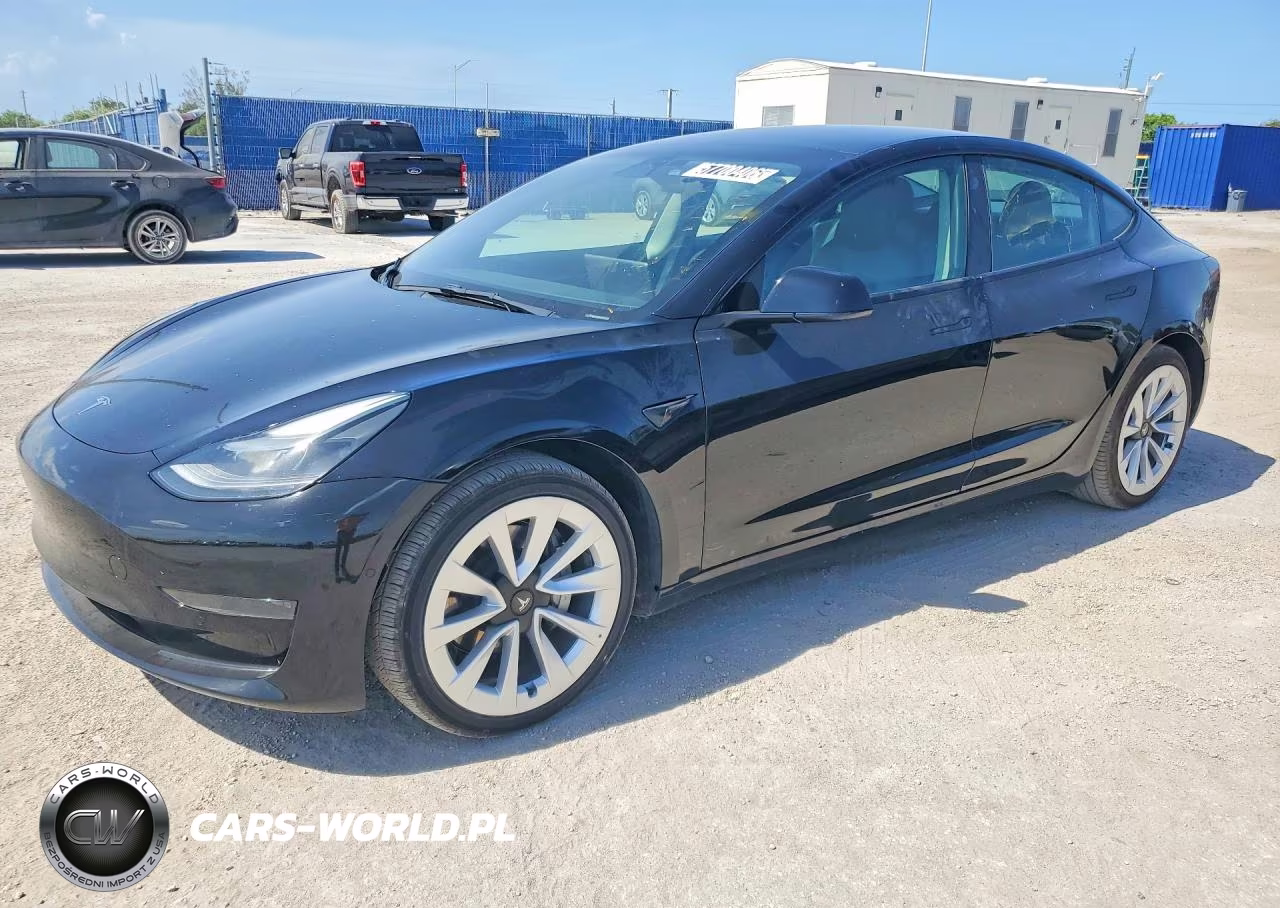 2022 Tesla Model 3 – zdjęcie 1 z 12