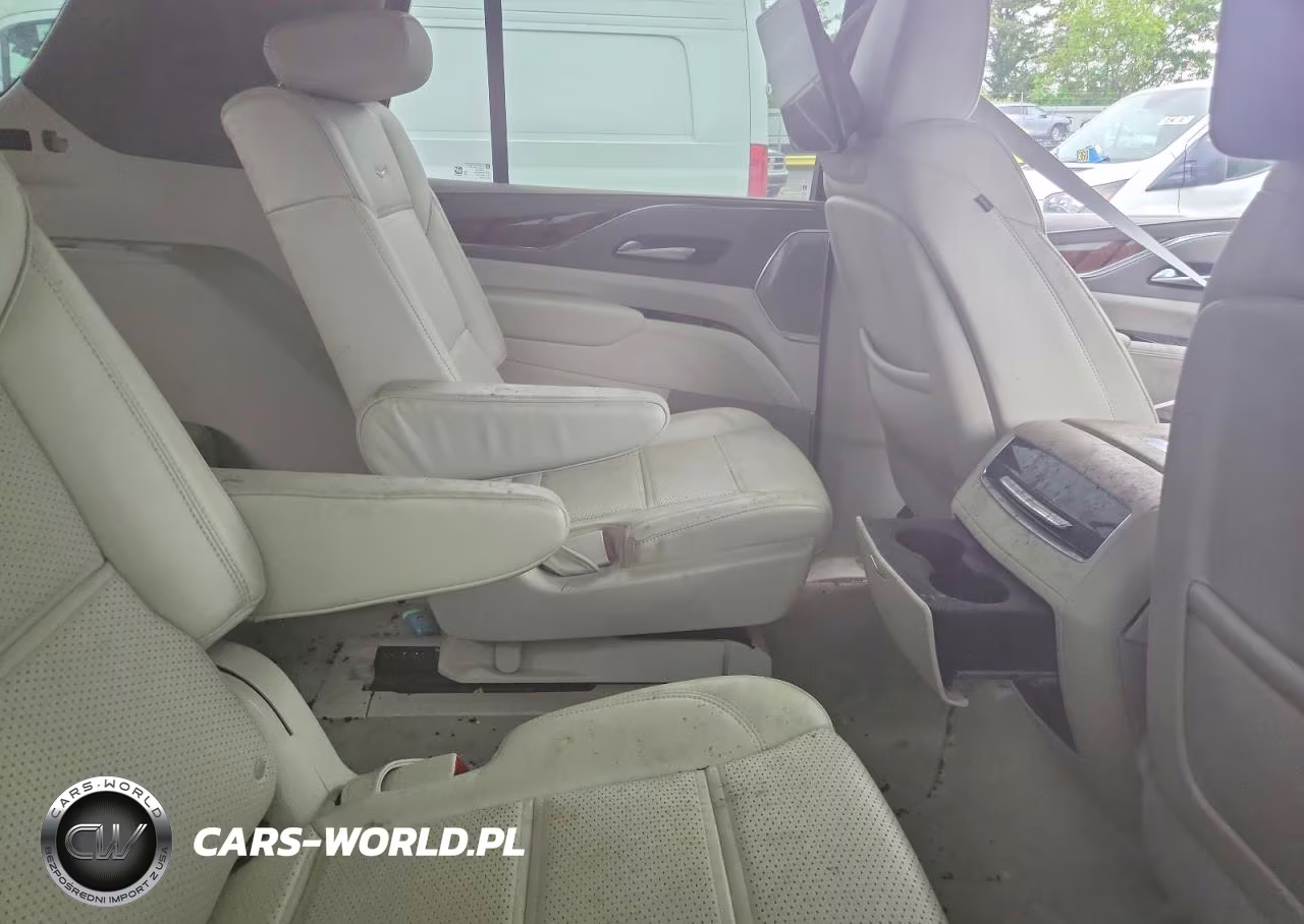 2024 Cadillac Escalade Sport Platinum VIN:1GYS4GKL7RR419415 - 11