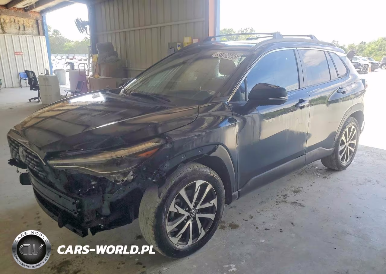 2025 Toyota Corolla Cross Xle – zdjęcie 1 z 13