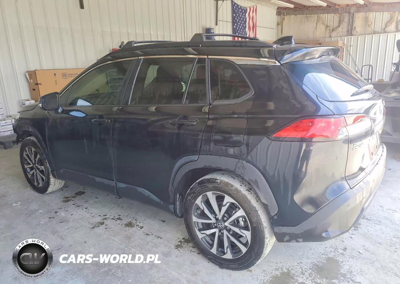 2025 Toyota Corolla Cross Xle VIN:7MUDAABG8SV122304 - 2