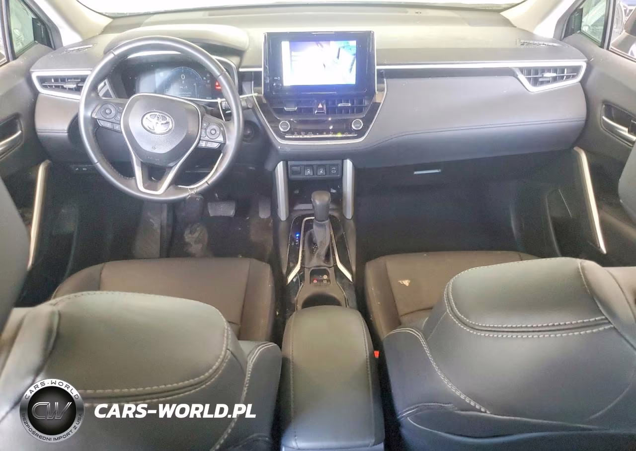 2025 Toyota Corolla Cross Xle VIN:7MUDAABG8SV122304 - 8