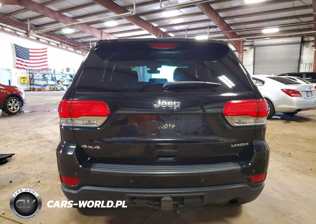 2017 Jeep Grand Cherokee Laredo VIN:1C4RJFAG6HC889190 - 6
