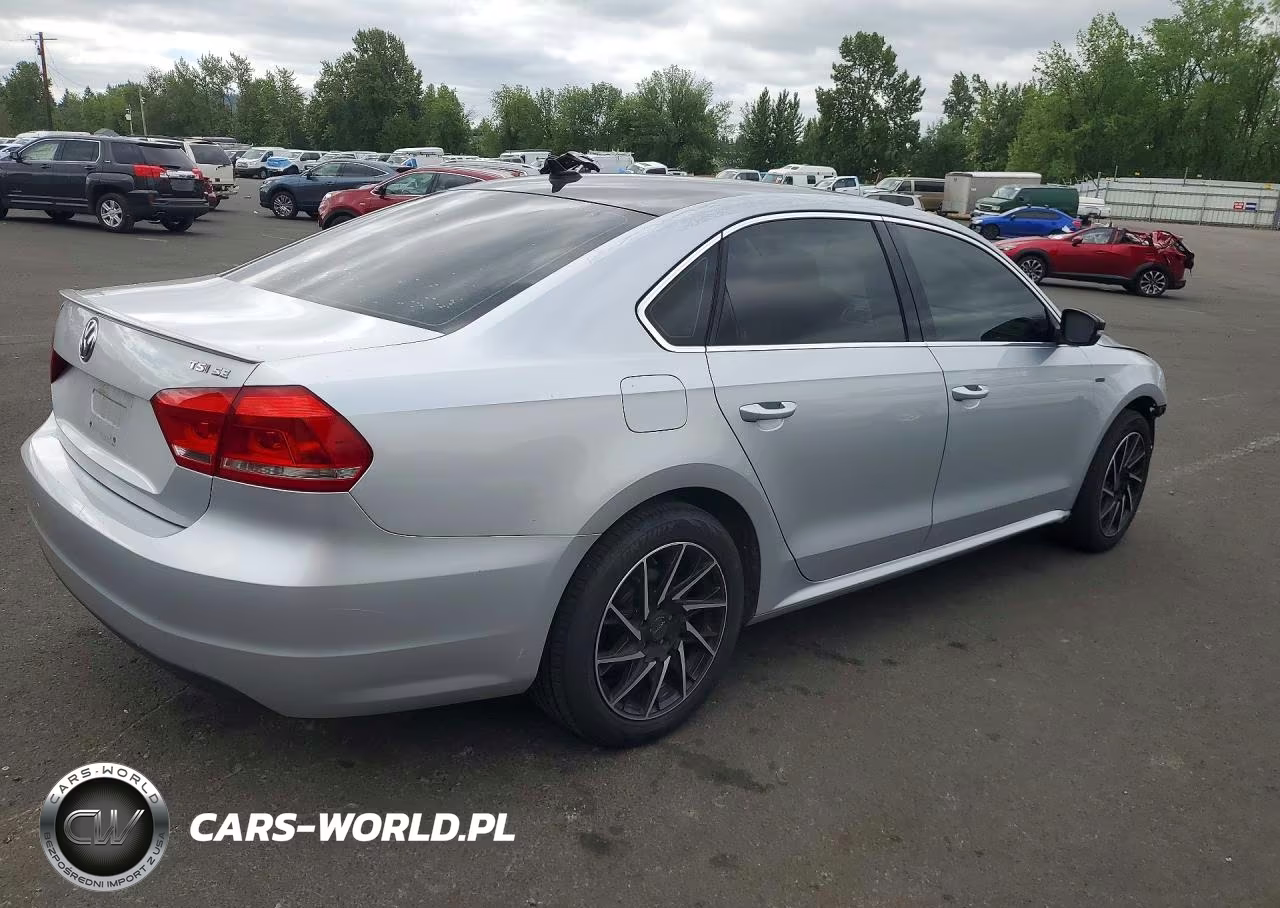 2015 Volkswagen Passat Se VIN:1VWBT7A30FC098467 - 3