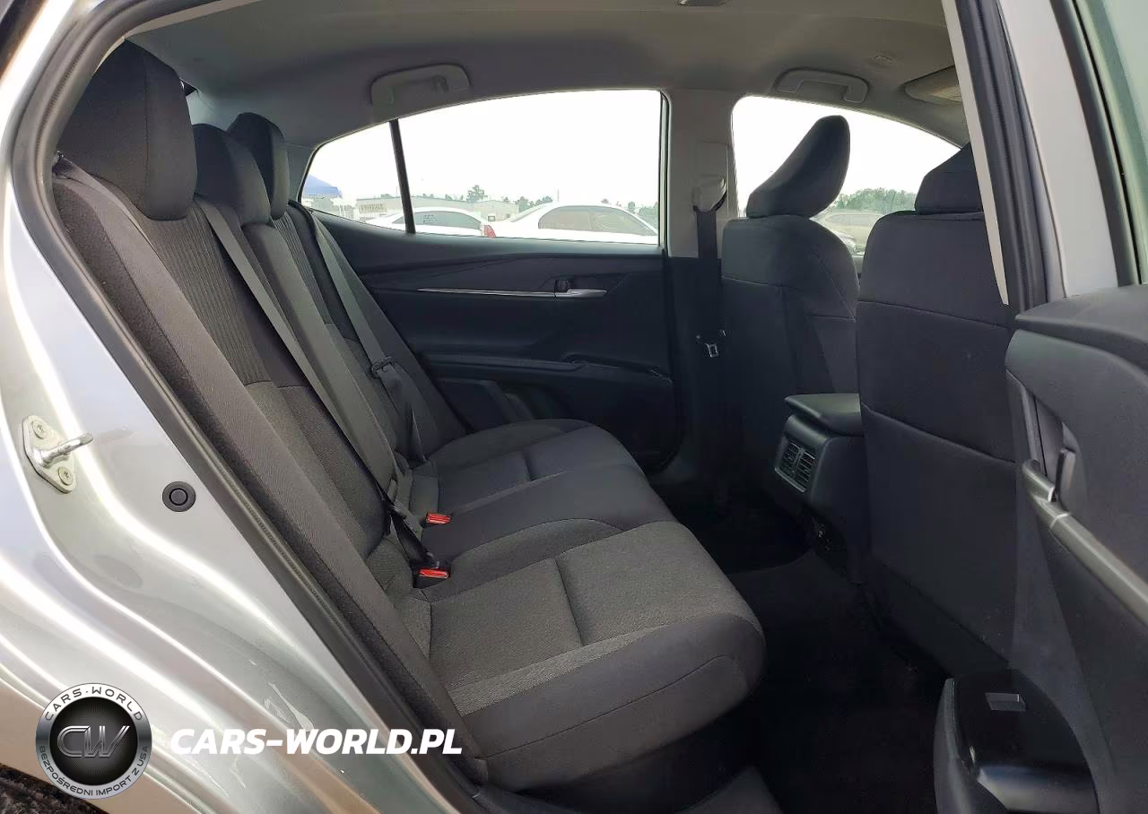 2025 Toyota Camry Le VIN:4T1DAACK9SU004928 - 11