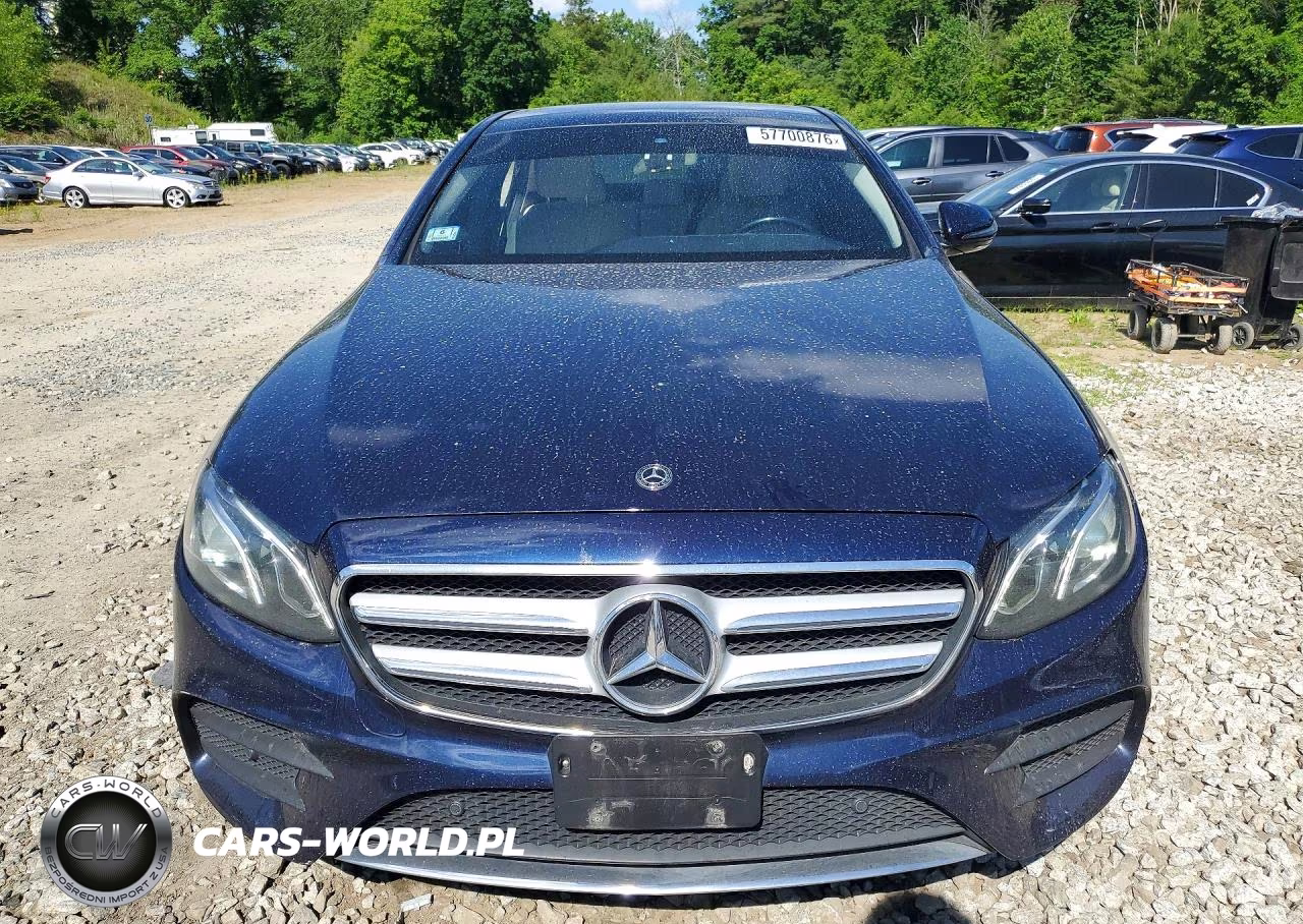 2018 Mercedes-Benz E 300 4Matic VIN:WDDZF4KB2JA371562 - 5