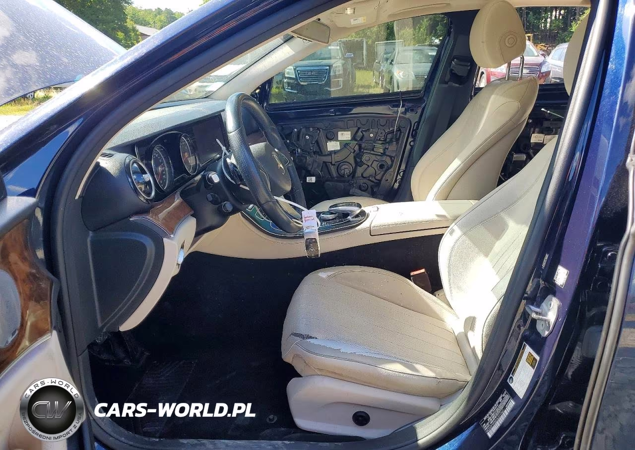 2018 Mercedes-Benz E 300 4Matic VIN:WDDZF4KB2JA371562 - 7