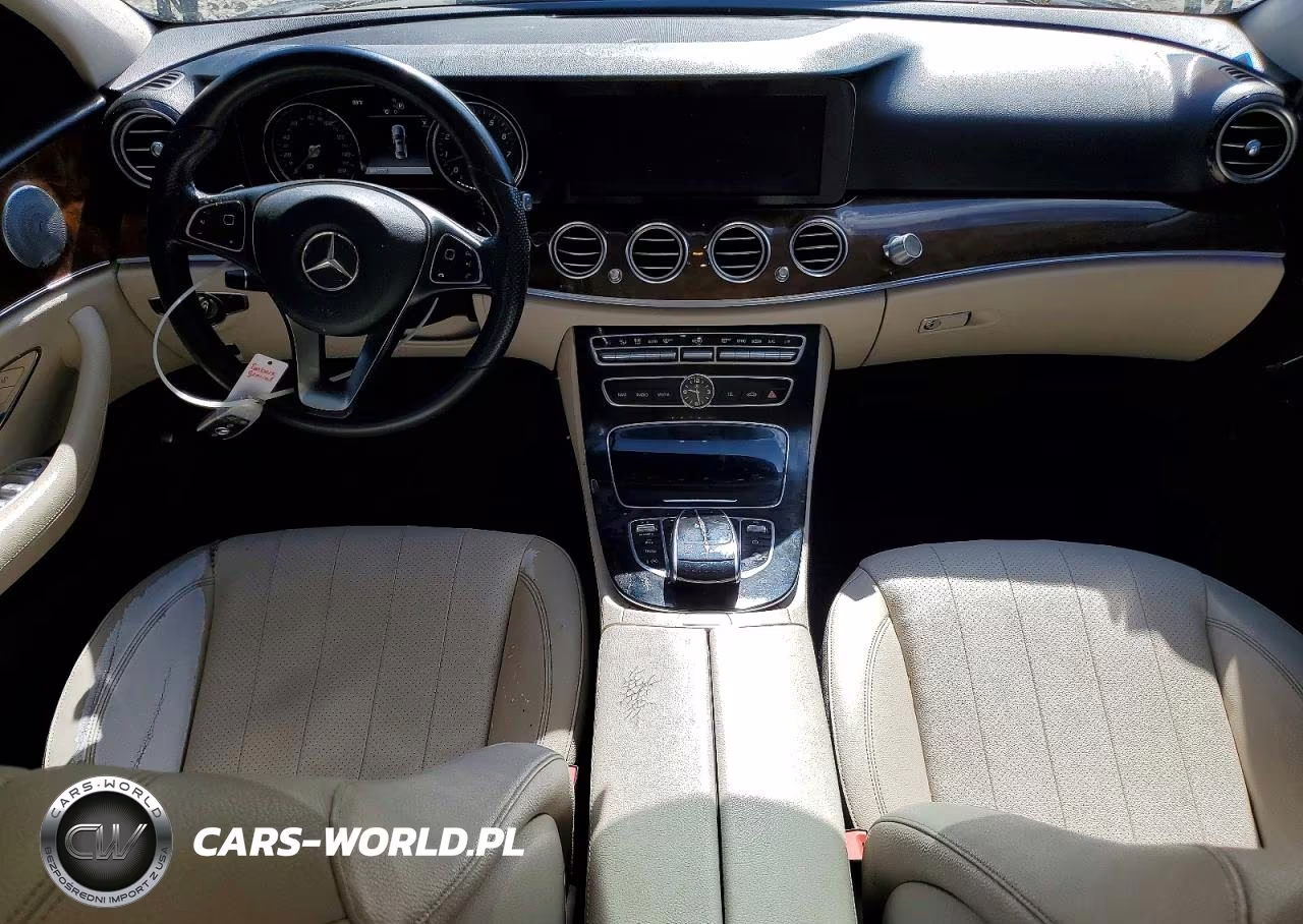 2018 Mercedes-Benz E 300 4Matic VIN:WDDZF4KB2JA371562 - 8