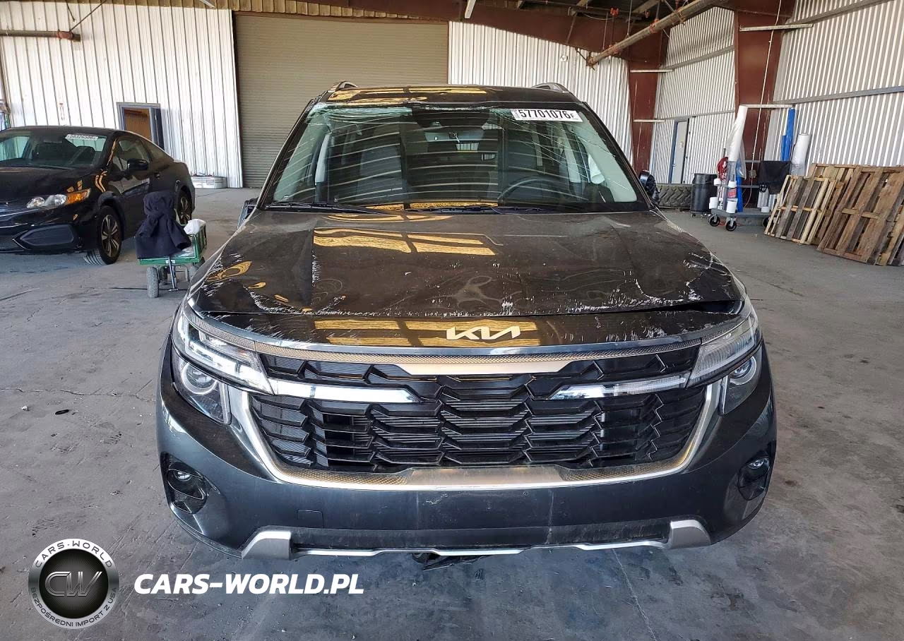 2025 Kia Seltos S VIN:KNDEU2AA0S7811143 - 5