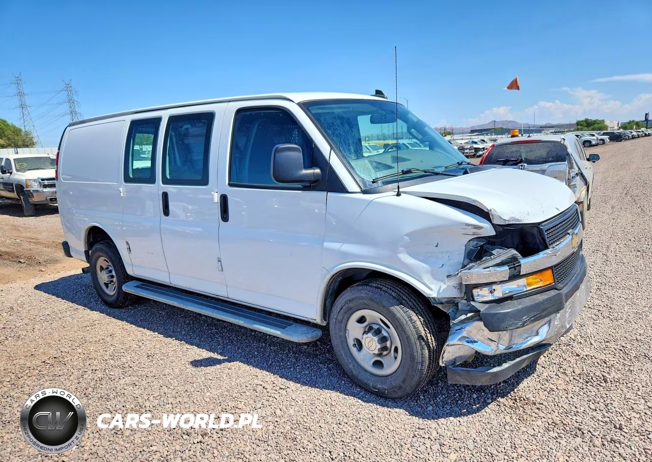 2022 Chevrolet Express G2500 VIN:1GCWGAFP1N1224721 - 4
