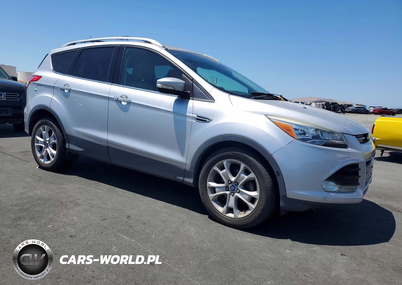 2015 Ford Escape Titanium VIN:1FMCU0JX5FUB07782 - 4