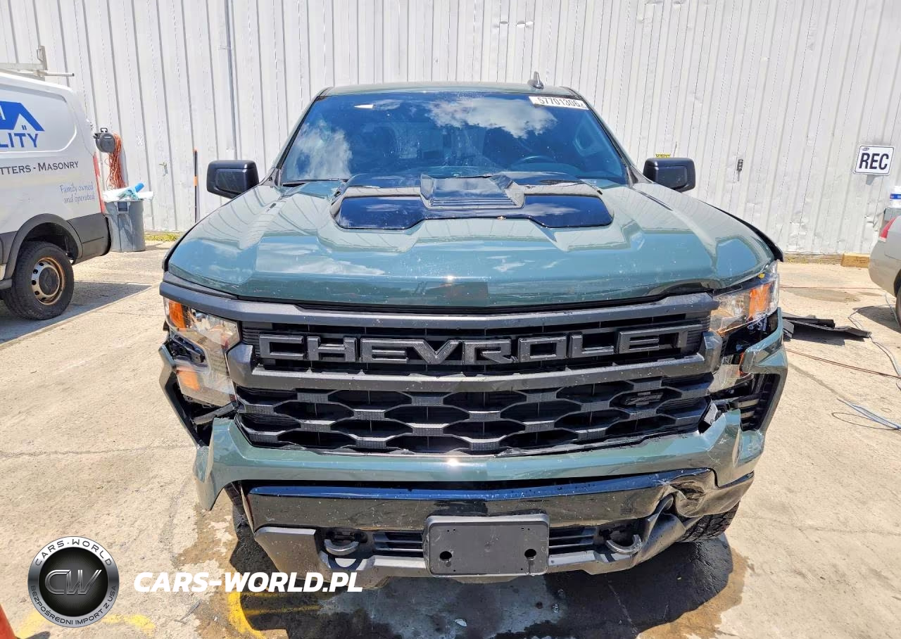 2025 Chevrolet Silverado K1500 Trail Boss Custom VIN:3GCPKCEK0SG313293 - 5