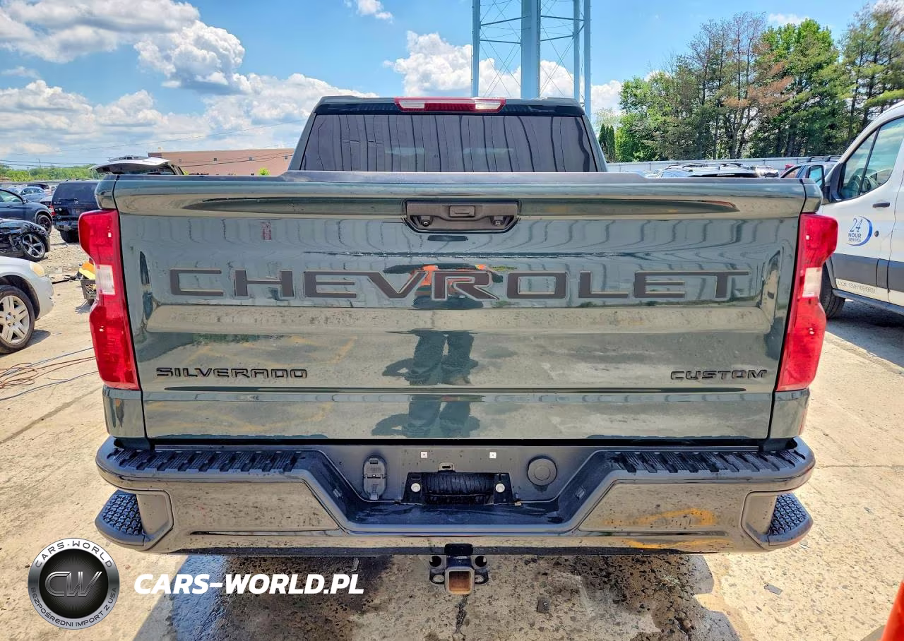 2025 Chevrolet Silverado K1500 Trail Boss Custom VIN:3GCPKCEK0SG313293 - 6