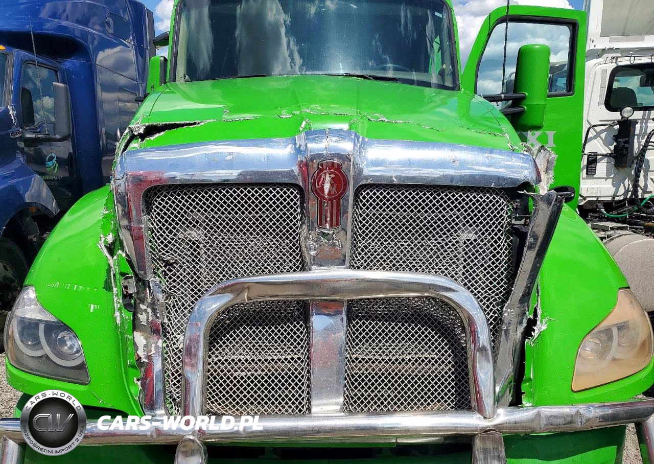2017 Kenworth T680 Semi Truck VIN:1XKYD49XXHJ152893 - 7